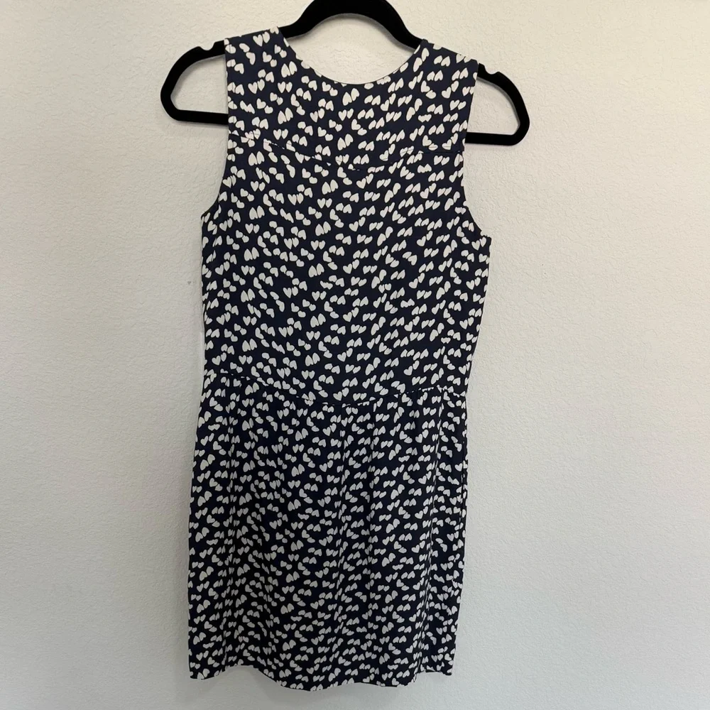 J. Crew Half-Placket Sheath Dress in Navy Blue and White Tossed Hearts Size 0 - Picture 10 of 13